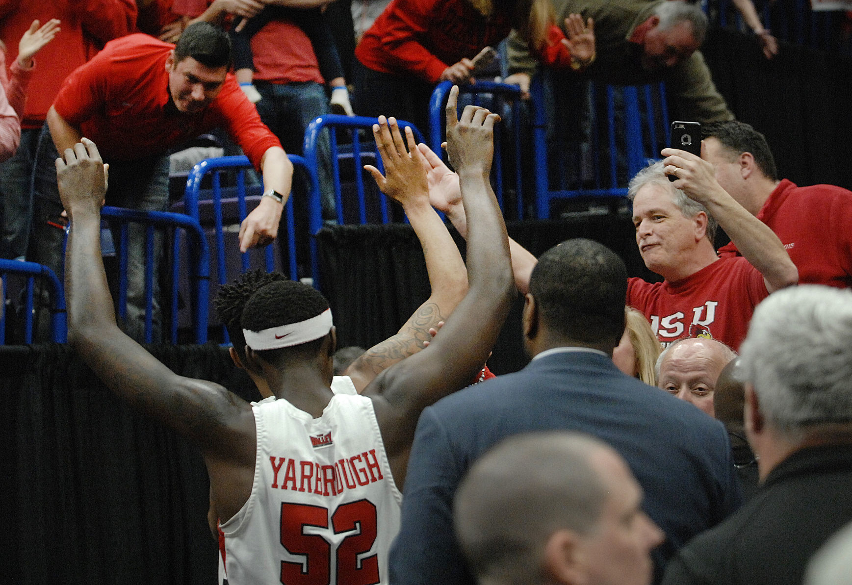 030318-blm-spt-15isuhoops